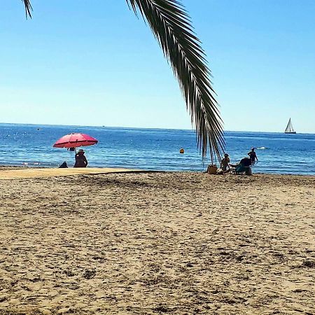 2 Bedroom'S Flat On The Beach, City Center, 1 Line サンタ・ポラ エクステリア 写真