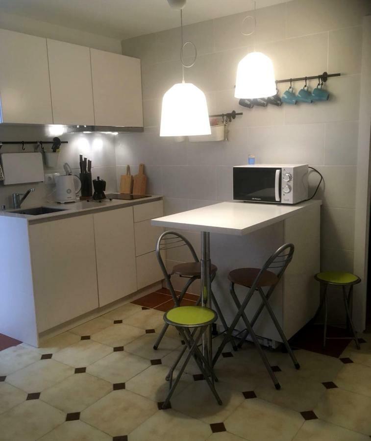 2 Bedroom'S Flat On The Beach, City Center, 1 Line サンタ・ポラ エクステリア 写真
