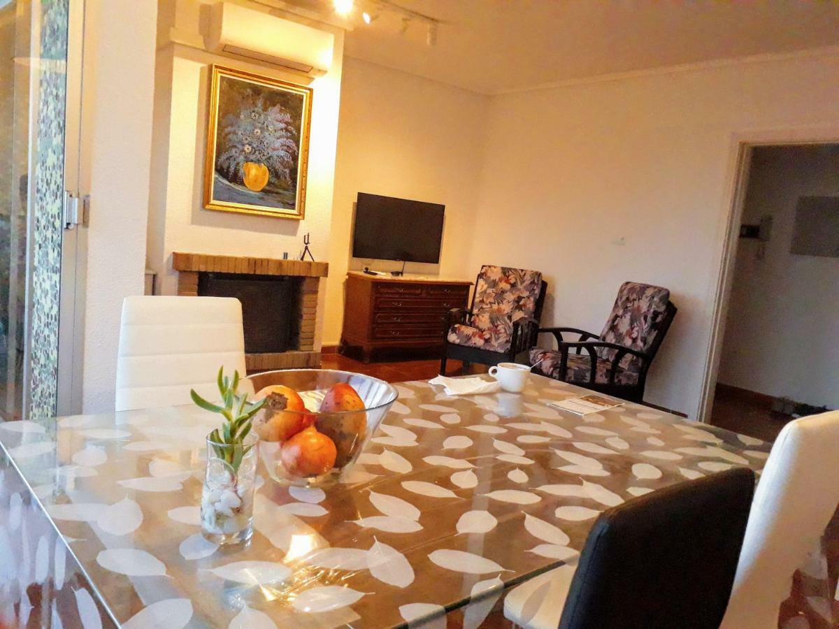 2 Bedroom'S Flat On The Beach, City Center, 1 Line サンタ・ポラ エクステリア 写真